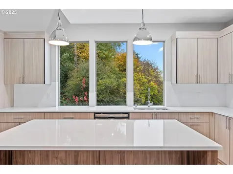 4302 NE 61st Street Vancouver WA 98661