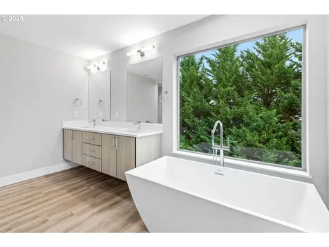 4302 NE 61st Street Vancouver WA 98661