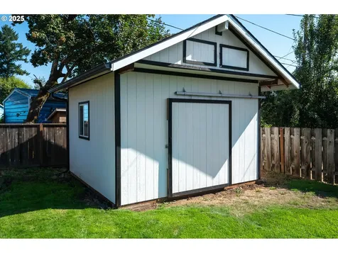 1918 SE 151st Avenue Portland OR 97233
