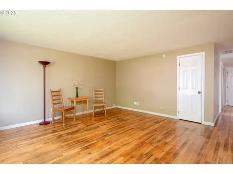 1918 SE 151st Avenue Portland OR 97233