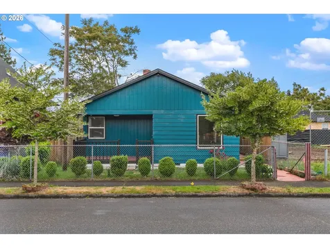 5918 SE 84th Avenue Portland OR 97266