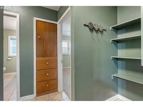 5918 SE 84th Avenue Portland OR 97266