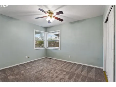 5918 SE 84th Avenue Portland OR 97266