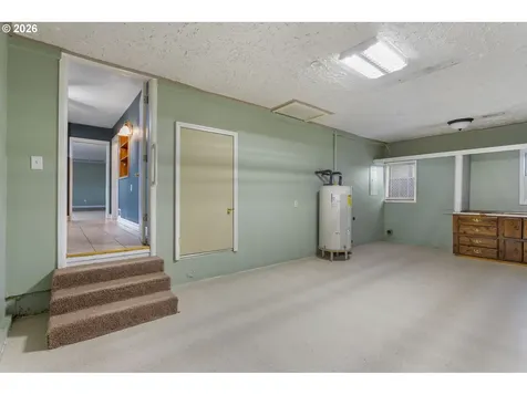 5918 SE 84th Avenue Portland OR 97266