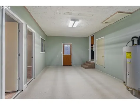 5918 SE 84th Avenue Portland OR 97266