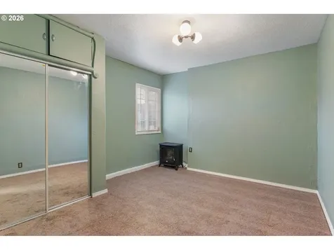 5918 SE 84th Avenue Portland OR 97266