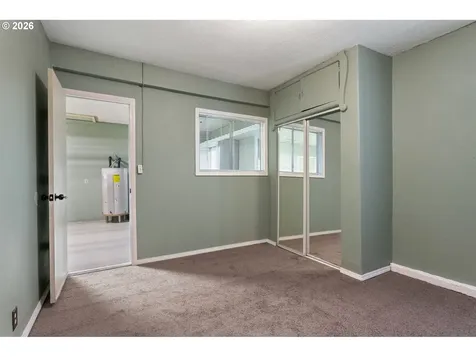5918 SE 84th Avenue Portland OR 97266