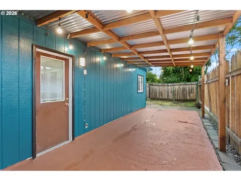 5918 SE 84th Avenue Portland OR 97266
