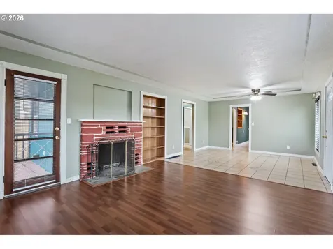 5918 SE 84th Avenue Portland OR 97266