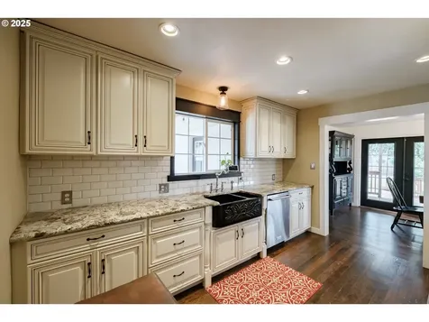 37929 Kelly Road Scio OR 97374