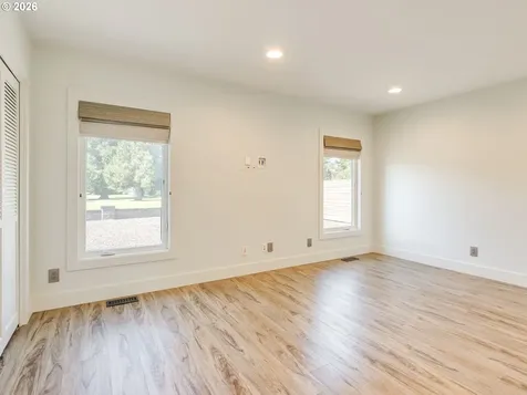 2035 NW Saint Andrews Drive Mcminnville OR 97128