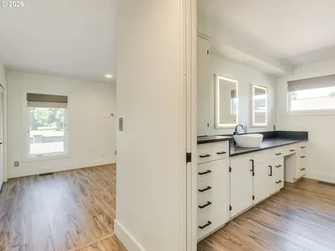2035 NW Saint Andrews Drive Mcminnville OR 97128