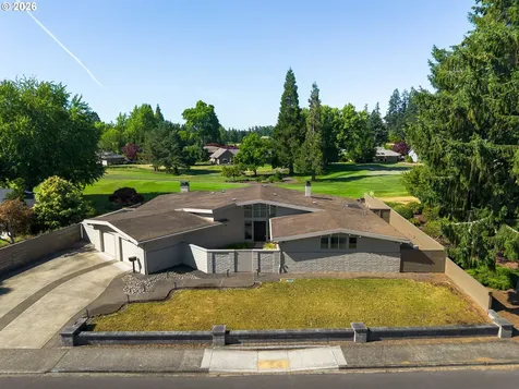 2035 NW Saint Andrews Drive Mcminnville OR 97128