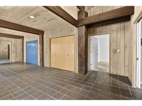 1993 Fircrest Drive Eugene OR 97403
