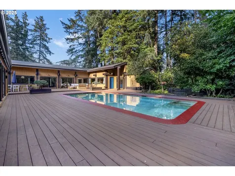 1993 Fircrest Drive Eugene OR 97403