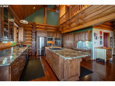 23455 S Viola Welch Road Beavercreek OR 97004