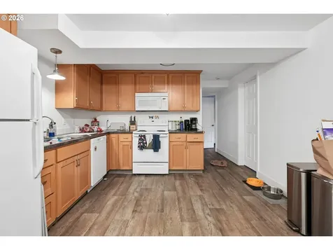 501 SE 157th Avenue Portland OR 97233