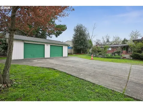 501 SE 157th Avenue Portland OR 97233