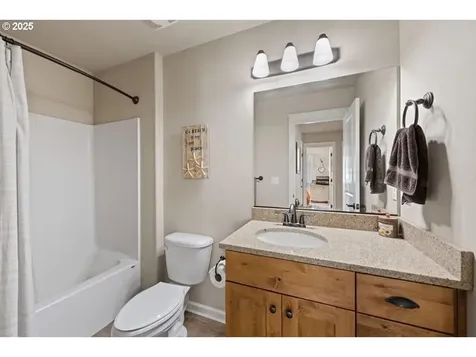 3336 SW 28th Street Redmond OR 97756