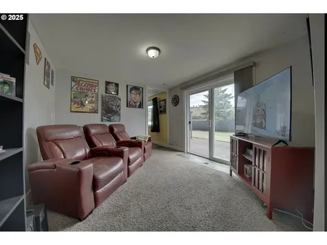 92700 Holly Lane Astoria OR 97103