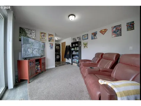 92700 Holly Lane Astoria OR 97103