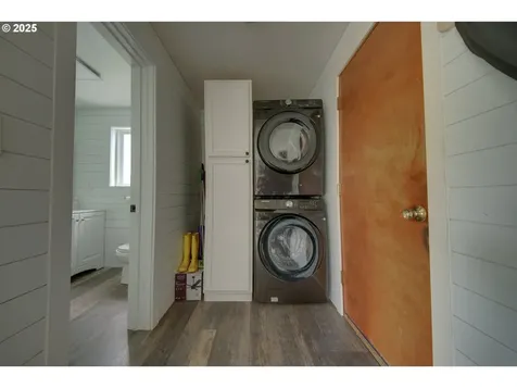92700 Holly Lane Astoria OR 97103