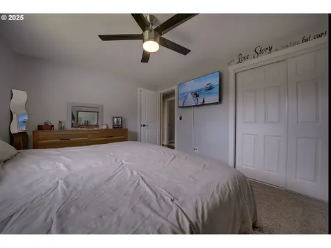 92700 Holly Lane Astoria OR 97103