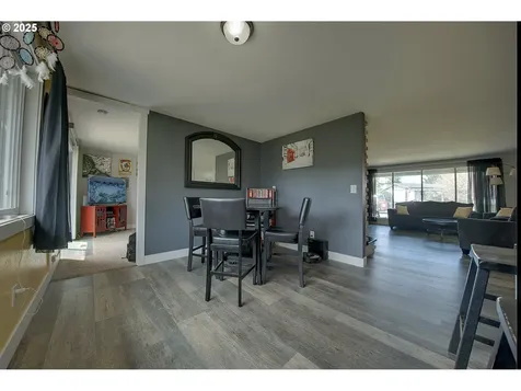 92700 Holly Lane Astoria OR 97103
