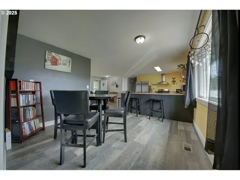 92700 Holly Lane Astoria OR 97103