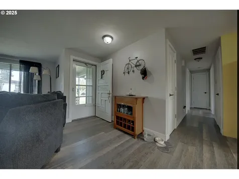 92700 Holly Lane Astoria OR 97103