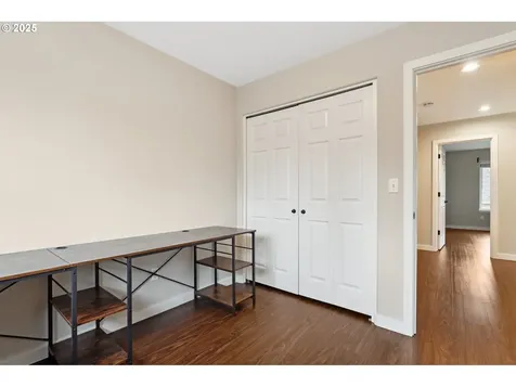 11715 SW 37th Avenue Portland OR 97219