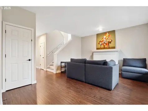 11715 SW 37th Avenue Portland OR 97219