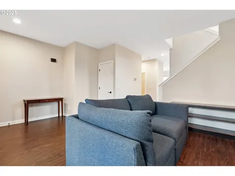 11715 SW 37th Avenue Portland OR 97219