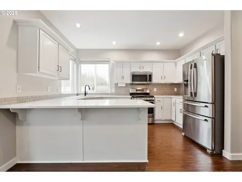 11715 SW 37th Avenue Portland OR 97219