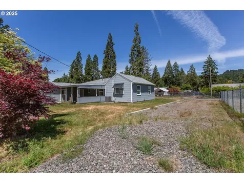 47508 Hansen Street Oakridge OR 97463