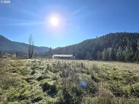 1065 Panther Gulch Road Williams OR 97544
