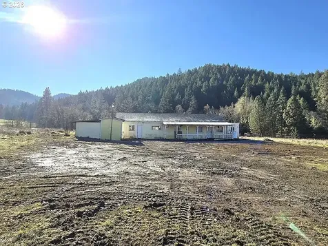 1065 Panther Gulch Road Williams OR 97544