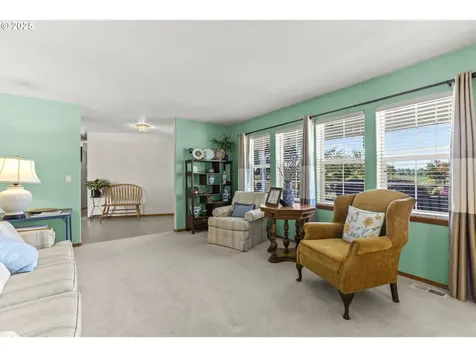 13081 S Vick Road Molalla OR 97038