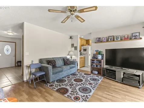 13081 S Vick Road Molalla OR 97038