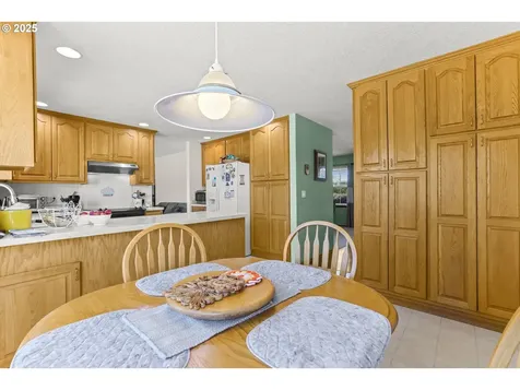 13081 S Vick Road Molalla OR 97038