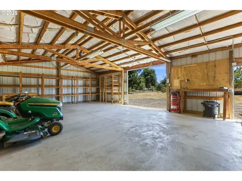13081 S Vick Road Molalla OR 97038