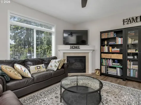 1903 N 5th Way Ridgefield WA 98642