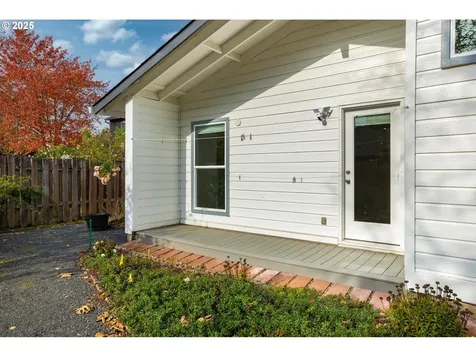 17290 NW Meadow Grass Drive Beaverton OR 97006