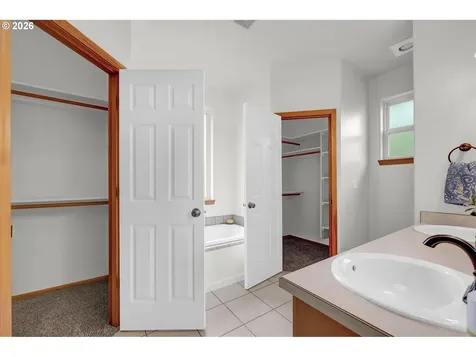 1820 Yew Court Junction City OR 97448