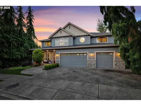 669 W T Street Washougal WA 98671