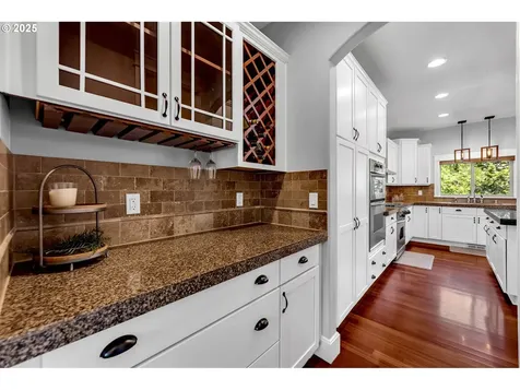 669 W T Street Washougal WA 98671