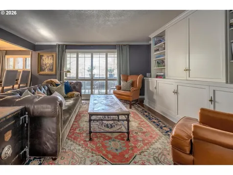 2425 SW 19th Avenue Portland OR 97201
