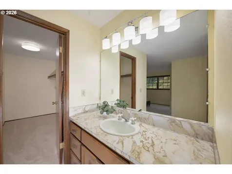5825 SW Spruce Avenue Beaverton OR 97005