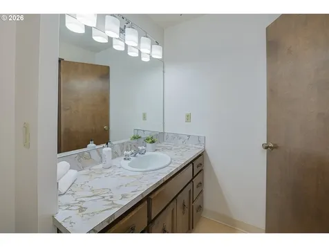 5825 SW Spruce Avenue Beaverton OR 97005