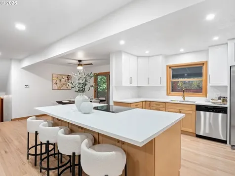 1760 Kilkenny Drive Lake Oswego OR 97034